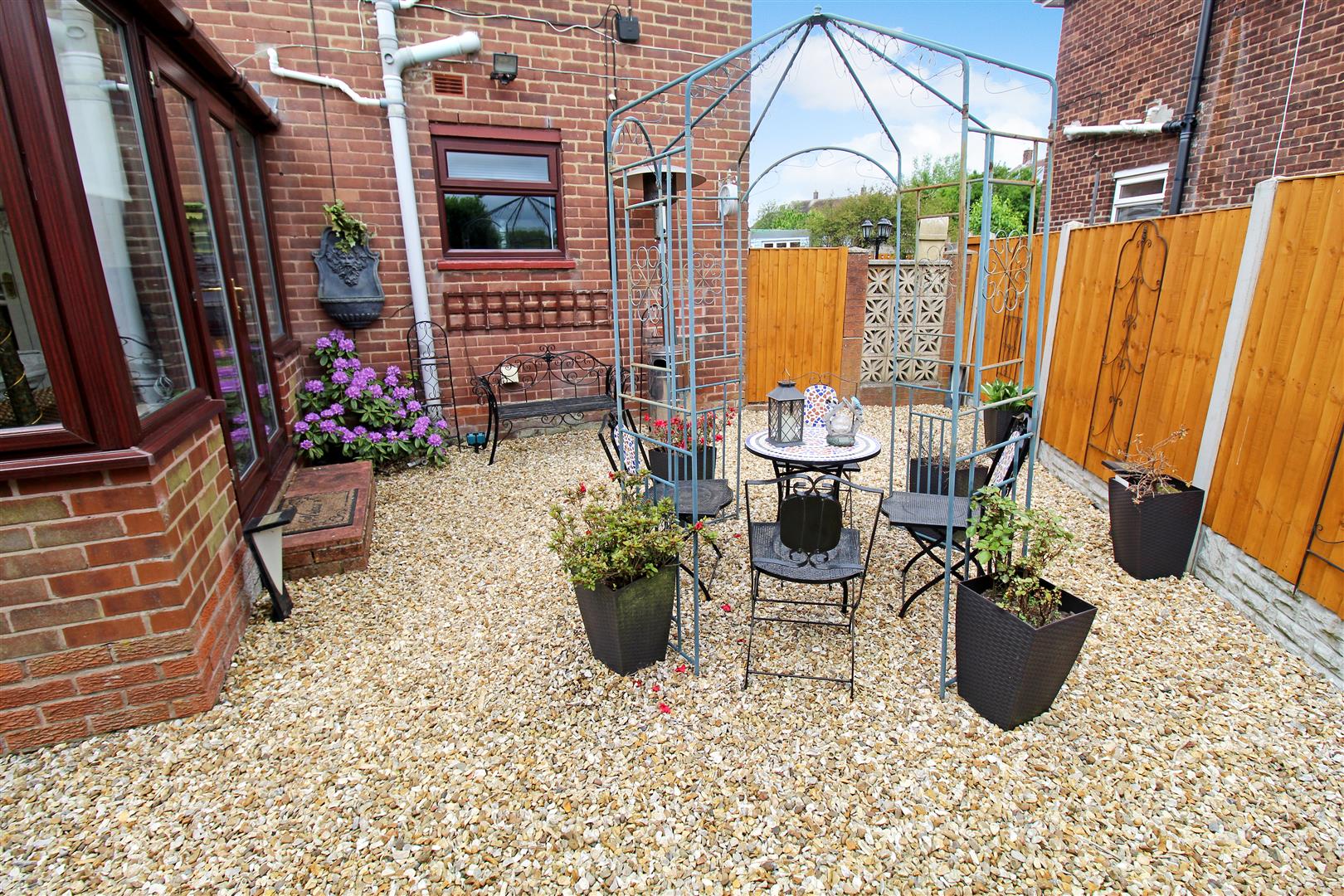 Mowbray Walk, Sneyd Green, Stoke-On-Trent